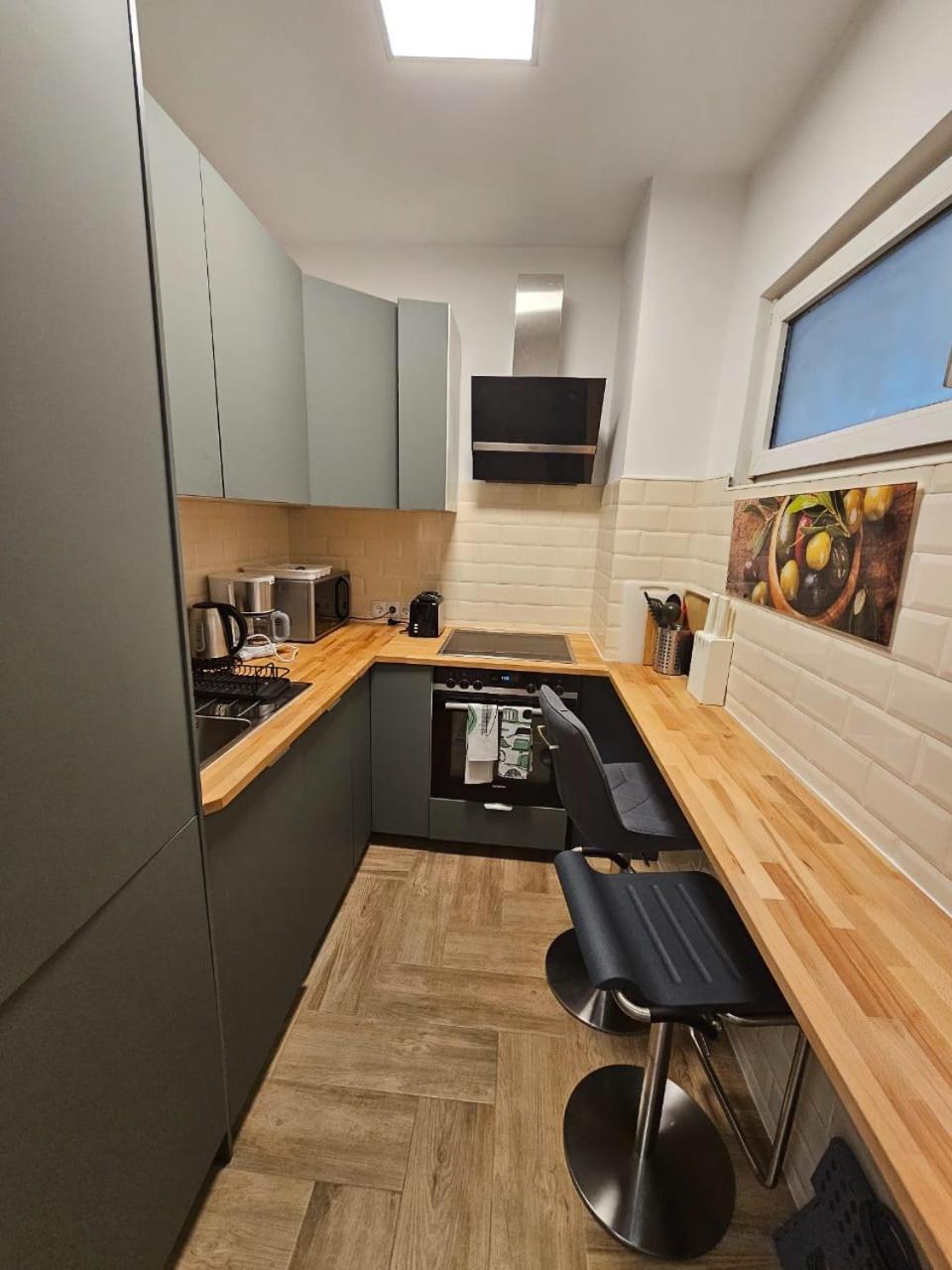 Mozart Apartments Wina Bagian luar foto