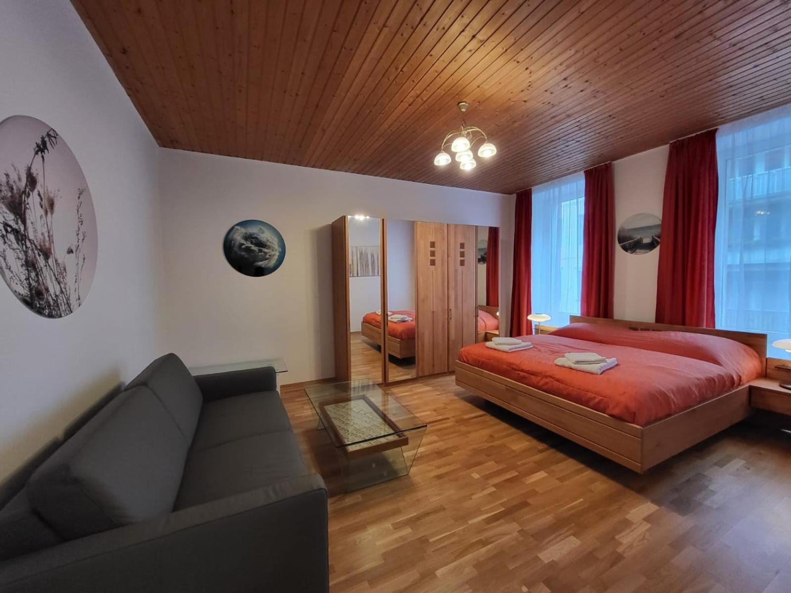 Mozart Apartments Wina Bagian luar foto